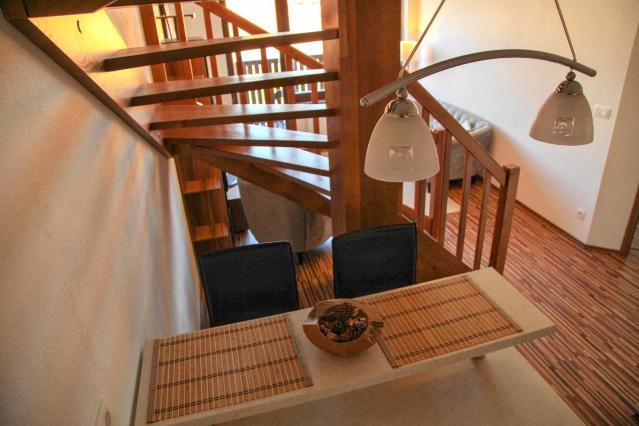 Apartment Vila Aston Vel'ka Lomnica Buitenkant foto